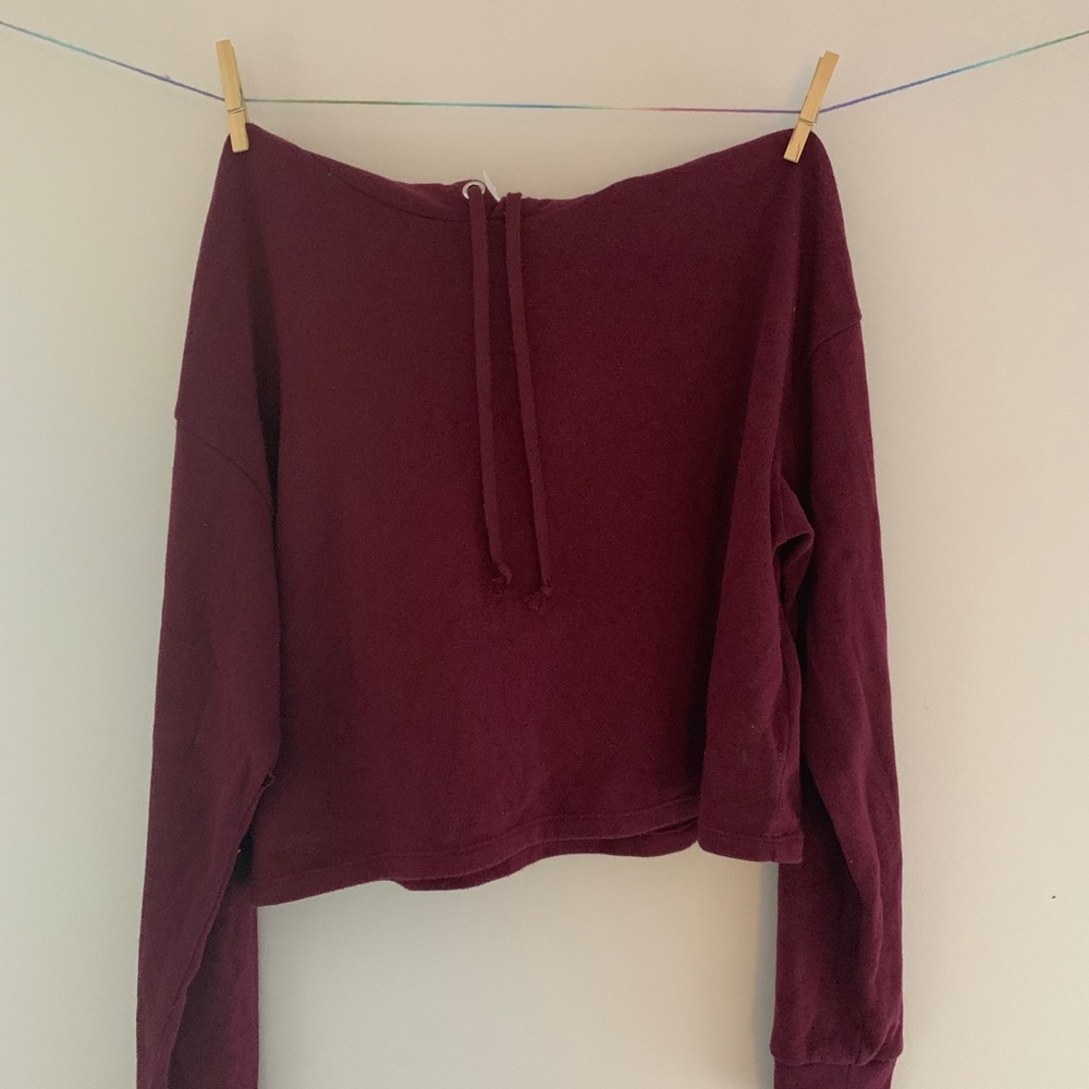 burgundy sweatshirt